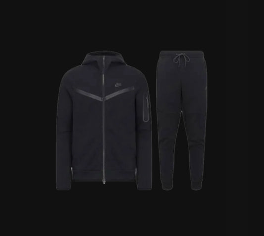 nike tech